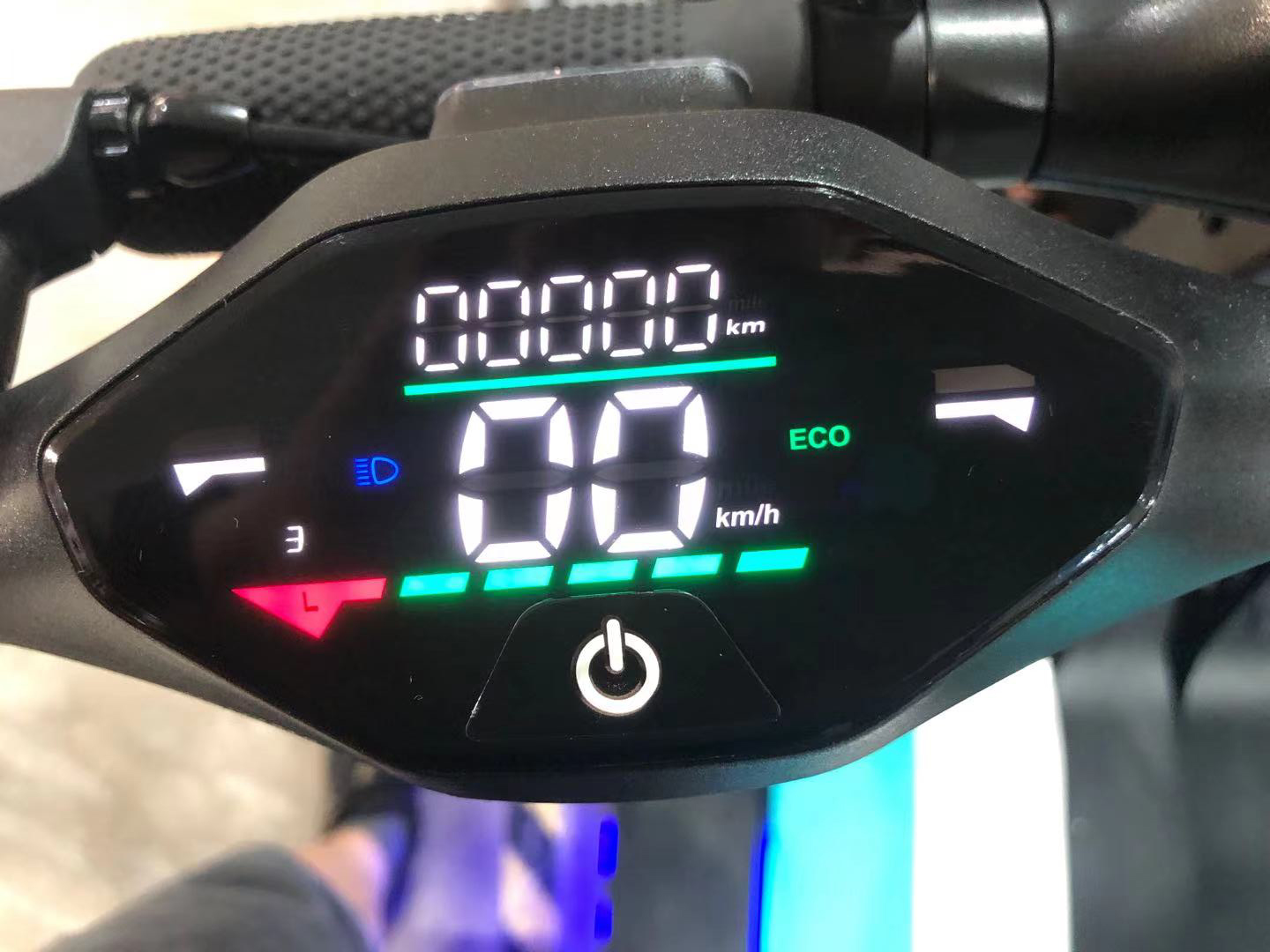 LCD display-R8