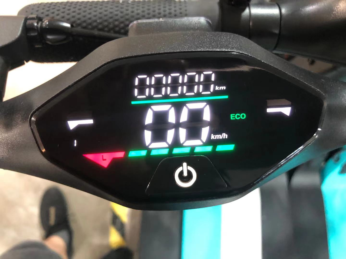LCD display-R8